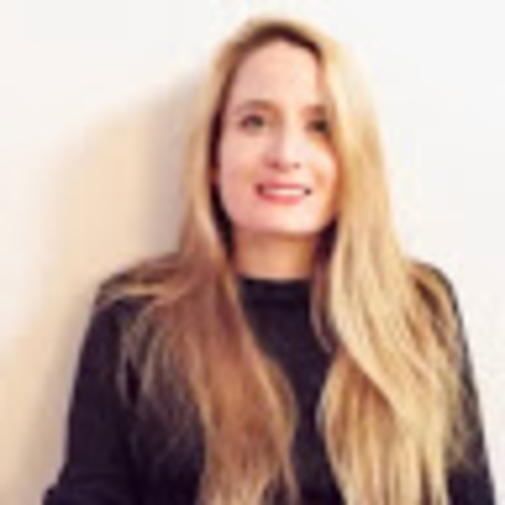 Meet your Posher, Lucia